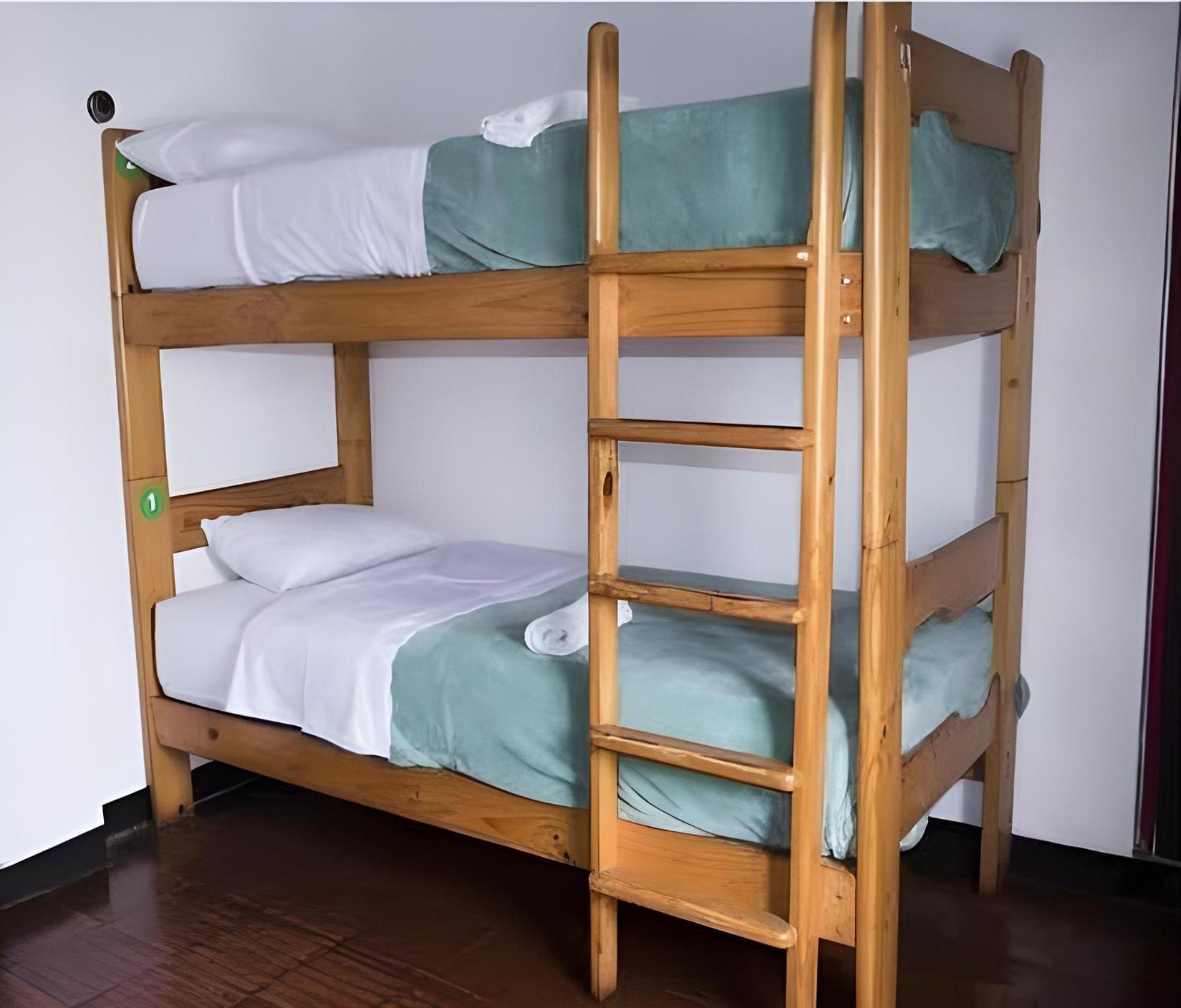 Center - Unique Bed Space *